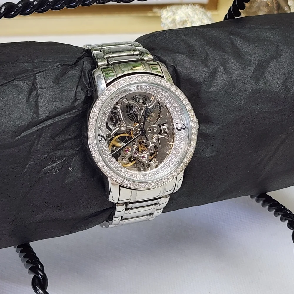 EUC BCBGMAXAZRIA Women's BG8106 Roulette VIP Watch